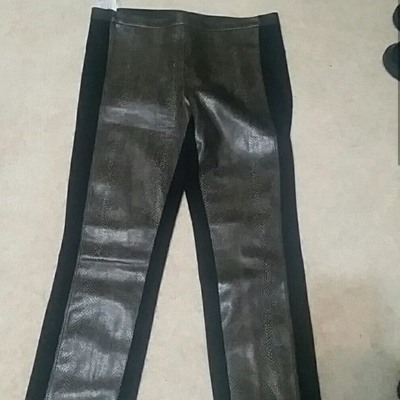BCBGMAXAZARIA SNAKE PRINT/BLACK LEGGINGS SIZE S - Picture 1 of 6